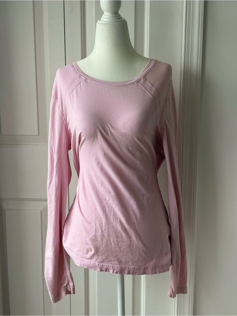 Danskin Pale Pink Long Sleeve Crewneck Top